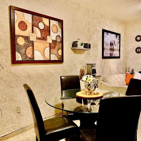 Апартаменти Franks House "Shared House" Канкун Екстер'єр фото
