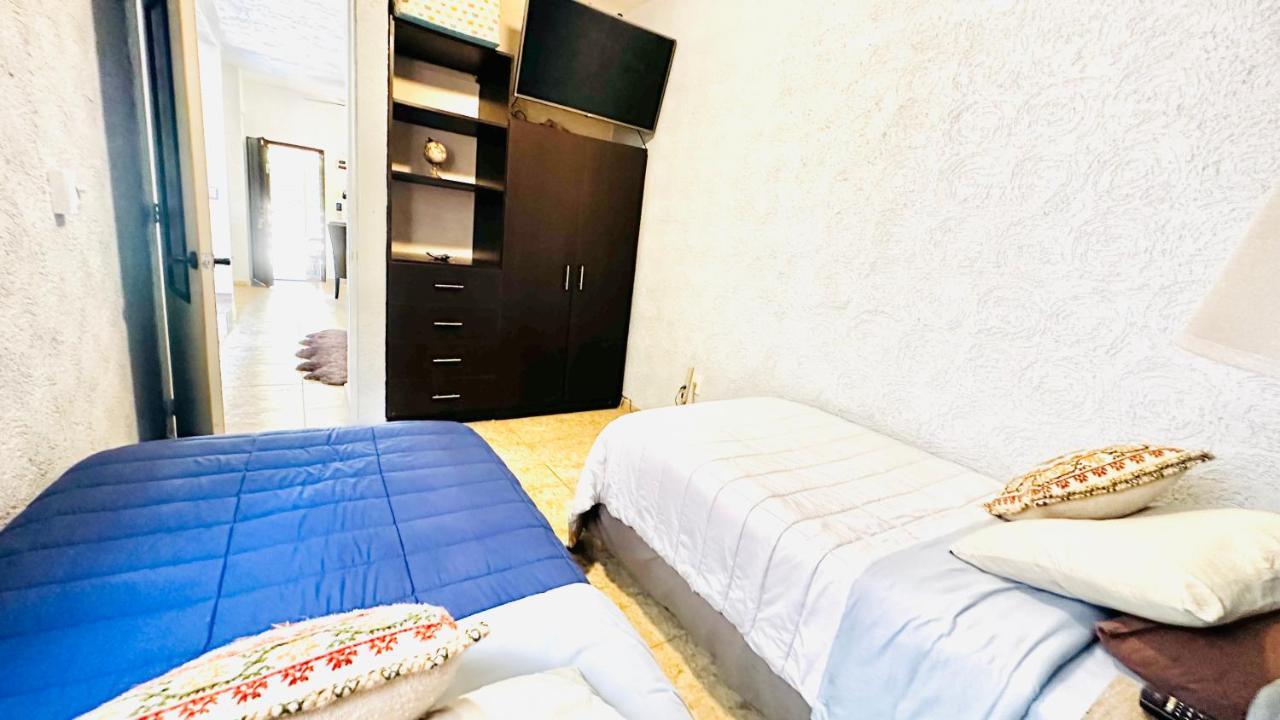 Апартаменти Franks House "Shared House" Канкун Екстер'єр фото